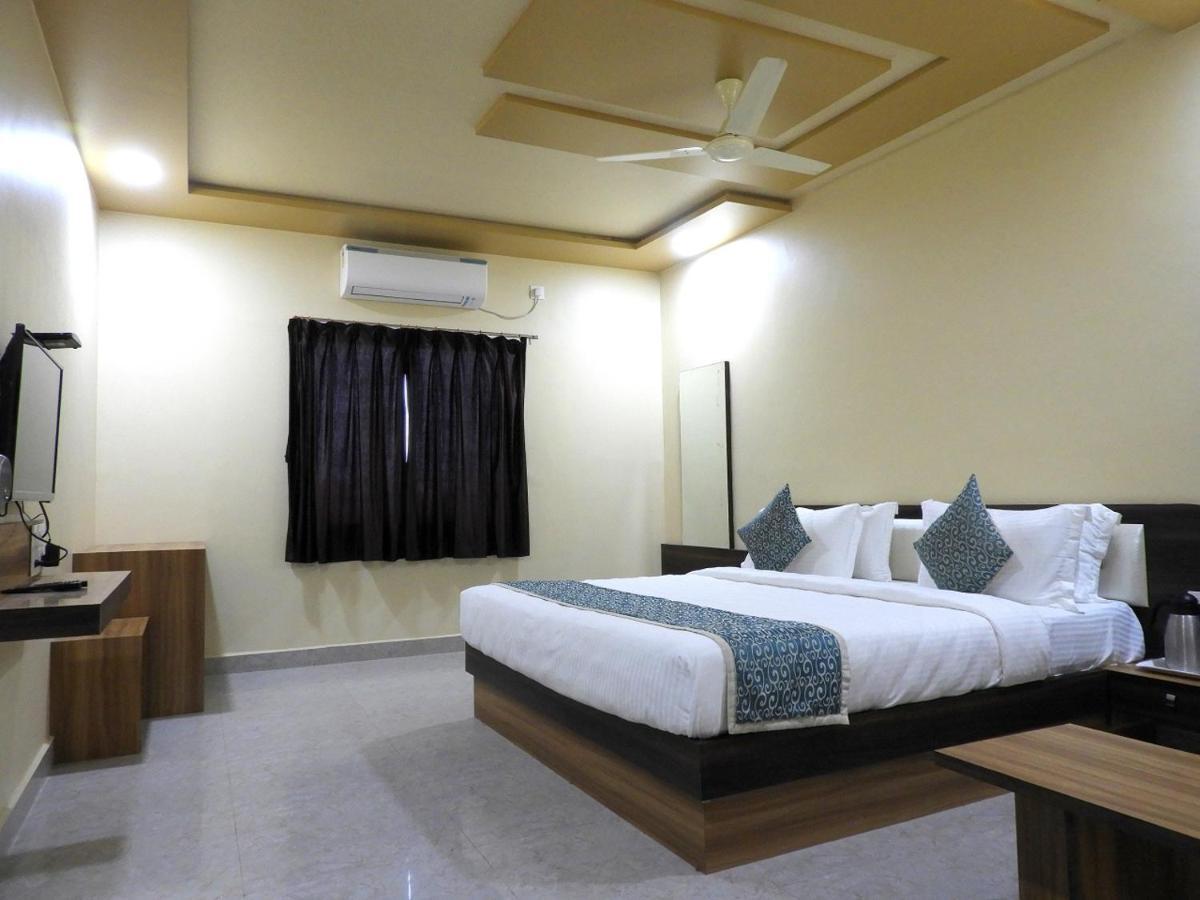 Hotel Somnath Daksh Somnāth Exterior foto